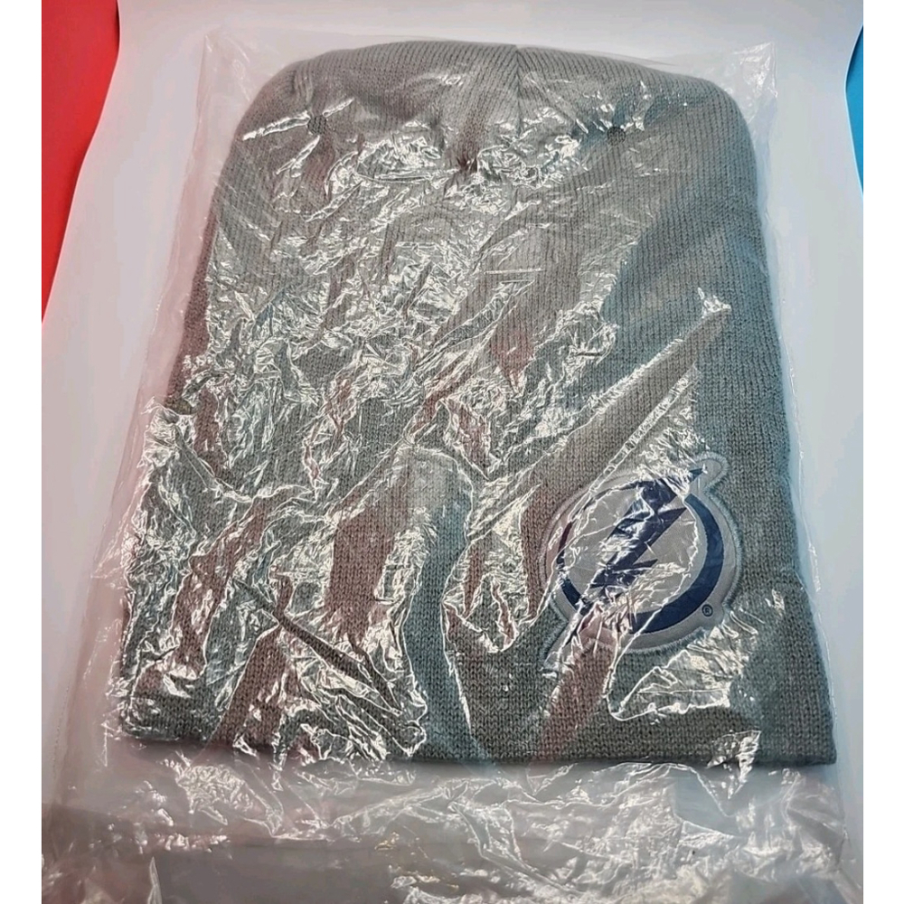 NHL Tampa Bay Lightning Coors Light Knit Winter Hat Toque New In Sealed Package